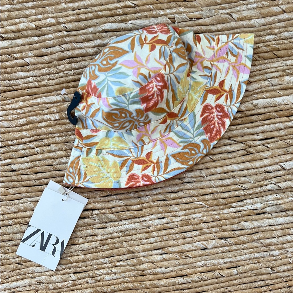 🆕 Zara Baby / Kids Hat. 1-3 years old. NWT.